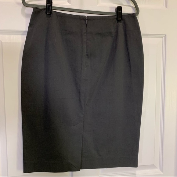 Body by Victoria Secret Gray Skirt Size 8 - Picture 2 of 5